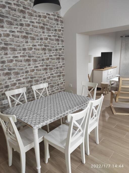 Bonita Y Amplia Casa Con Patio, En Centro Ciudad Apartman Mérida Kültér fotó