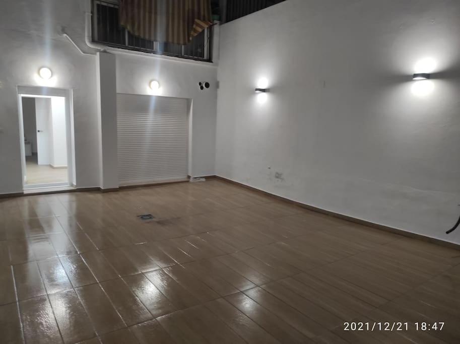 Bonita Y Amplia Casa Con Patio, En Centro Ciudad Apartman Mérida Kültér fotó