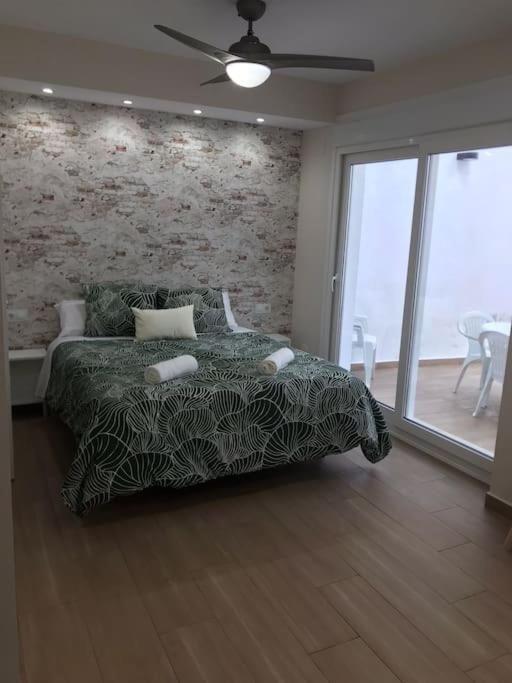 Bonita Y Amplia Casa Con Patio, En Centro Ciudad Apartman Mérida Kültér fotó